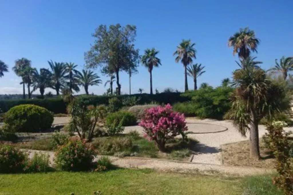 Apartment Studio Cabine Climatise Sanary-sur-Mer France